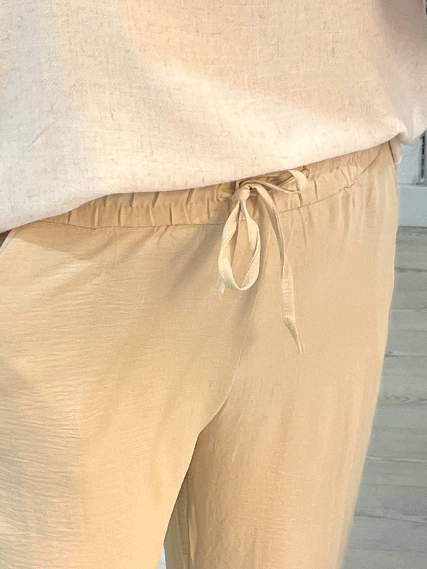 Pantalón fluido beig Tiana