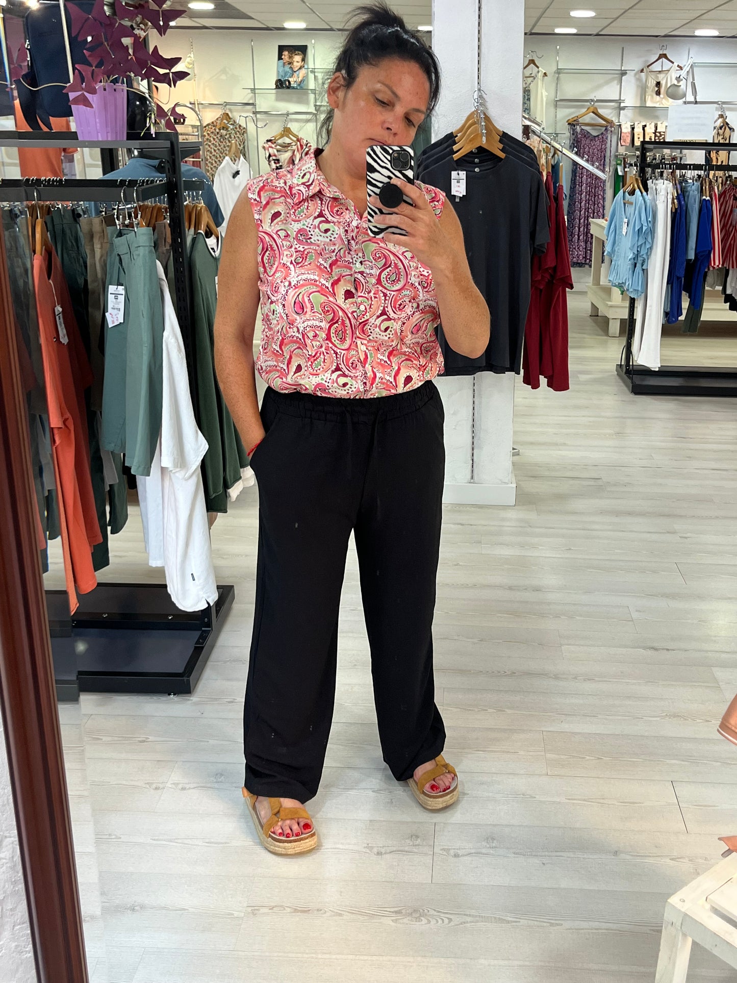 Pantalón fluido negro Tiana