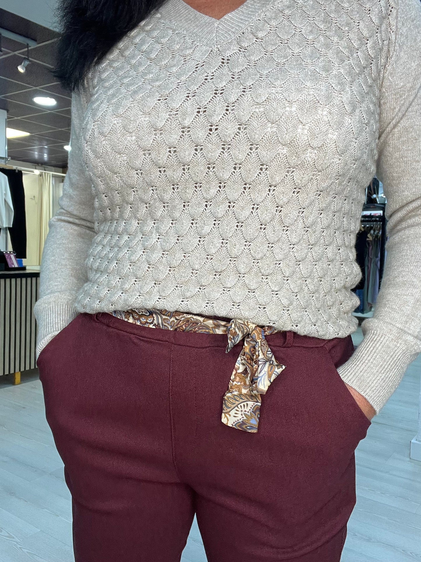 Pantalón elástico burdeos Bella