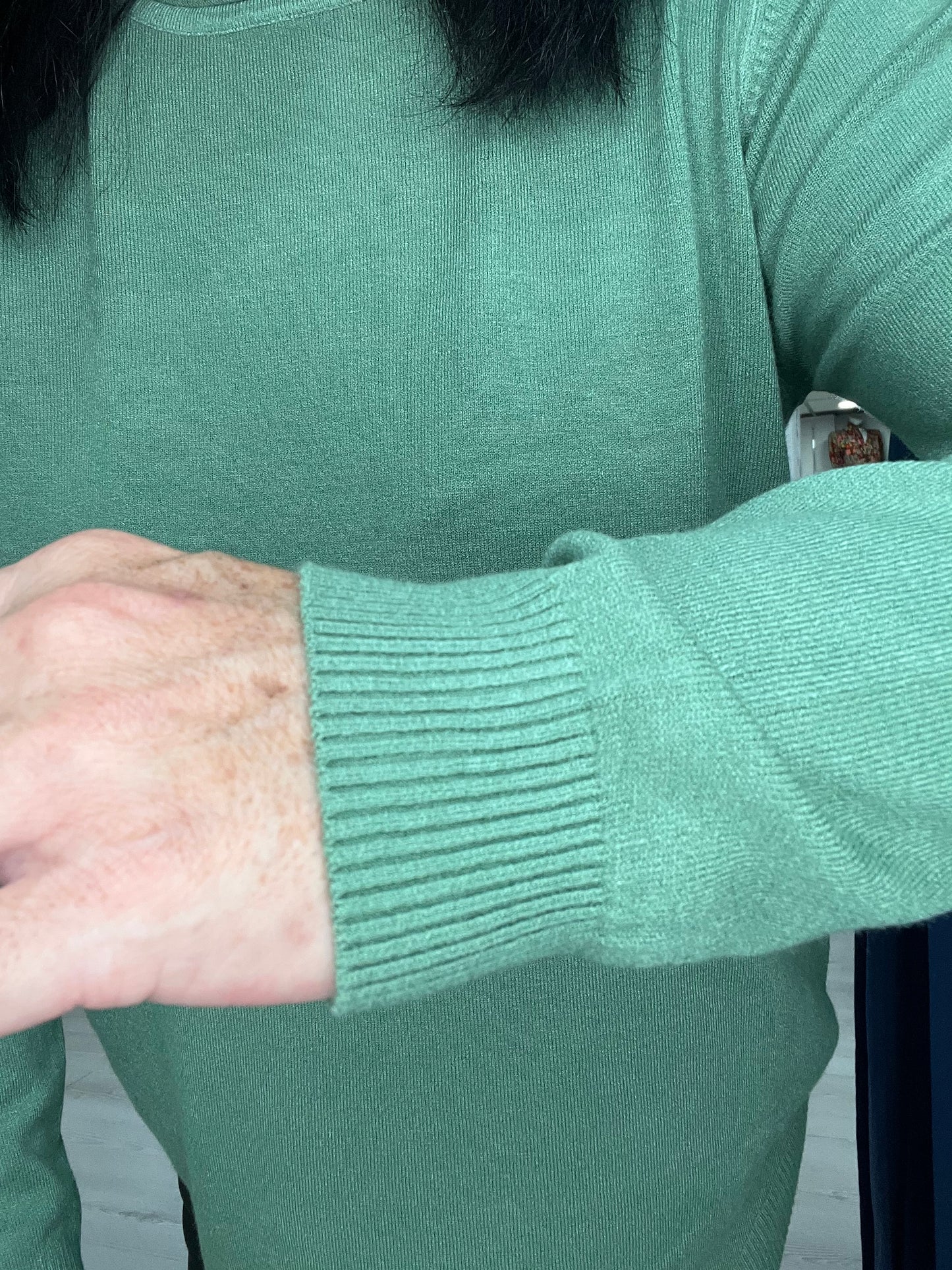 T-L/XL👉Jersey suave con aberturas laterales verde Siloa