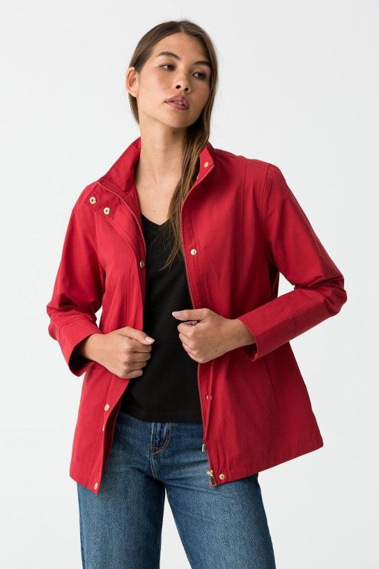 Parka roja Vela