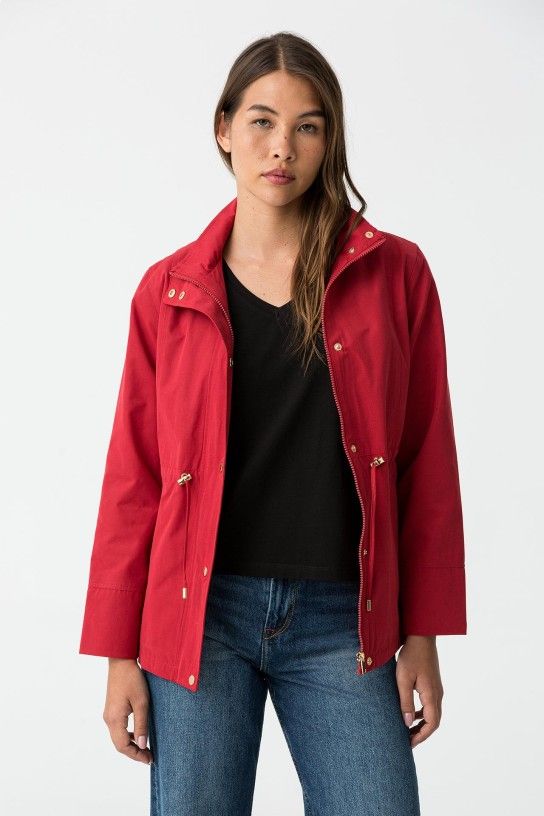 Parka roja Vela