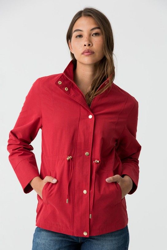 Parka roja Vela