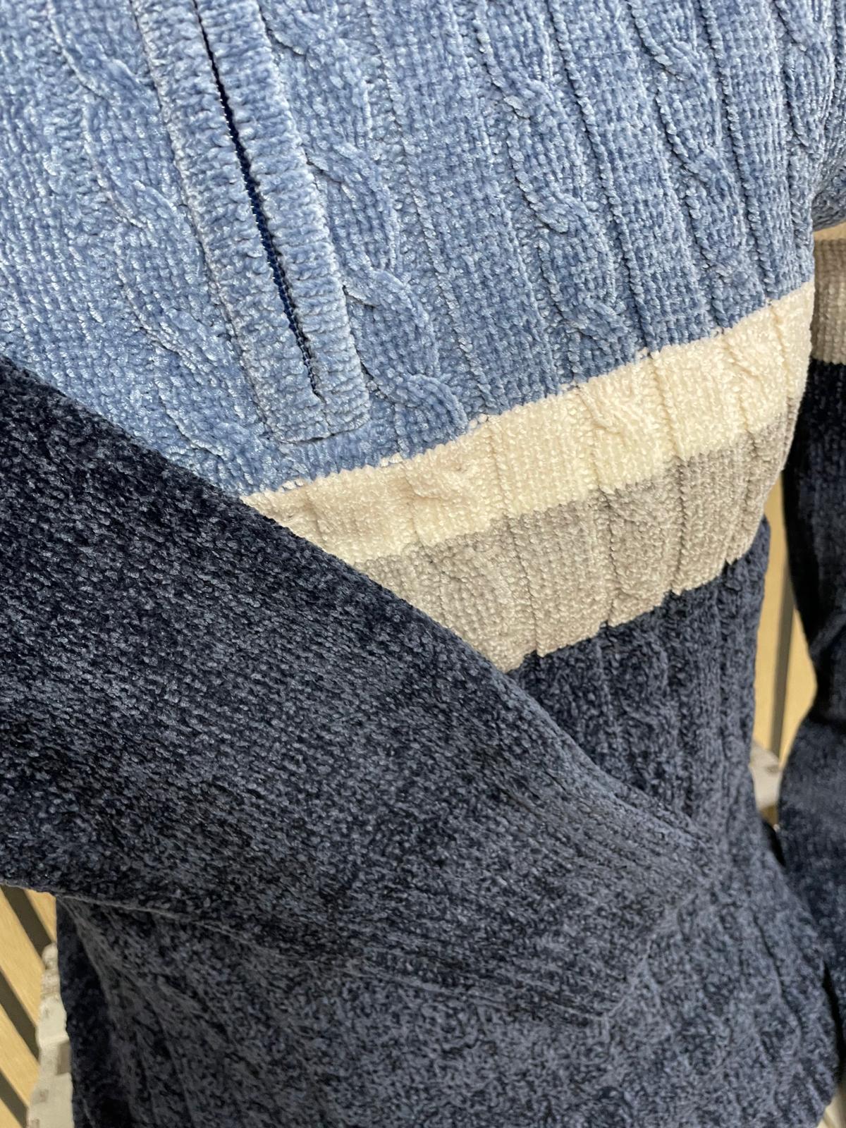 Suéter de chenilla azul Pack