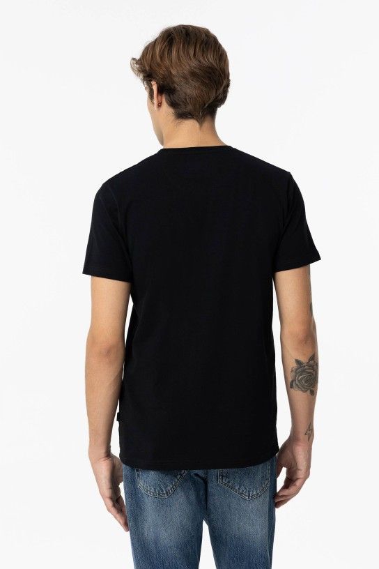 Camiseta negra Bexley