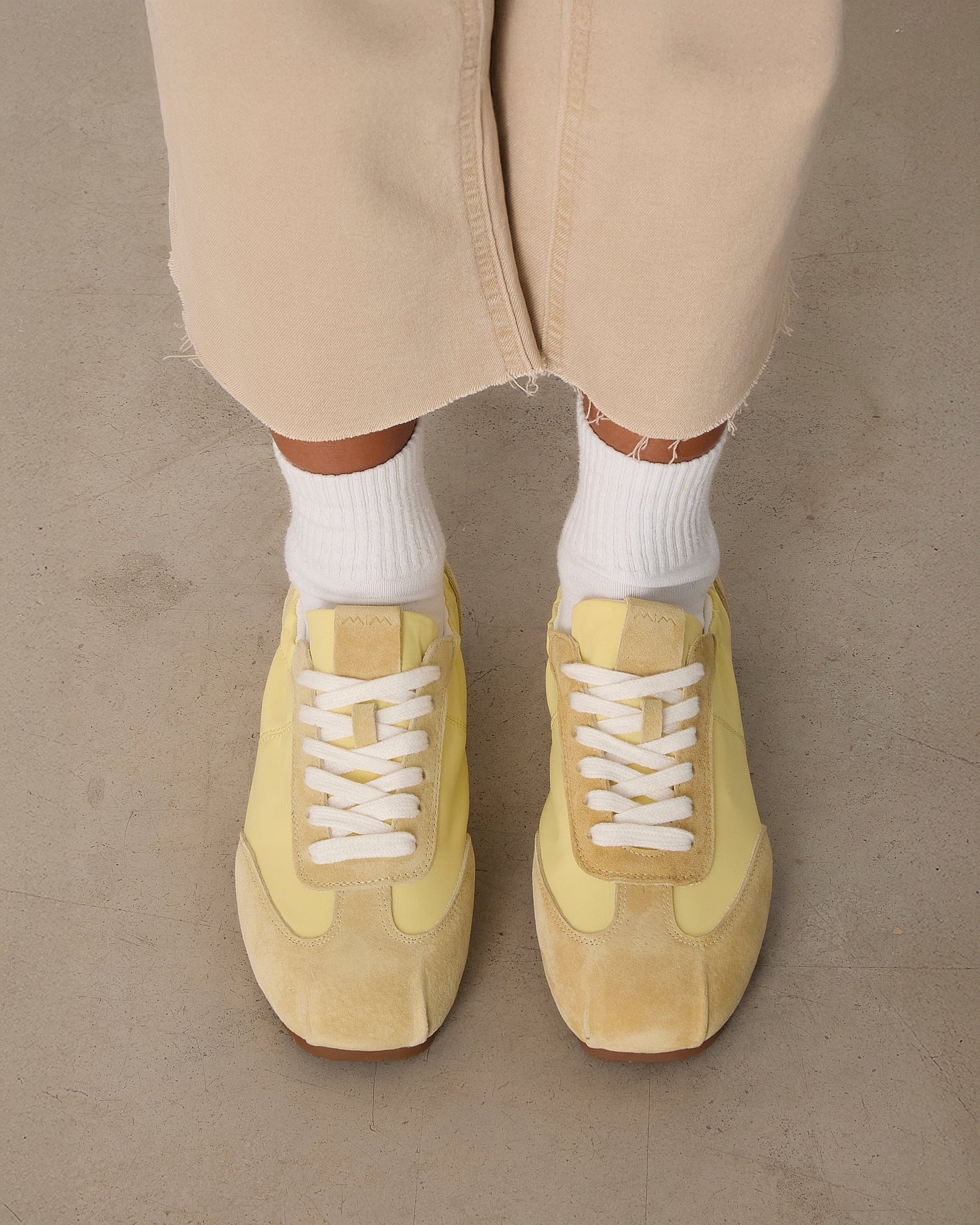 BOBBI AMARILLO
