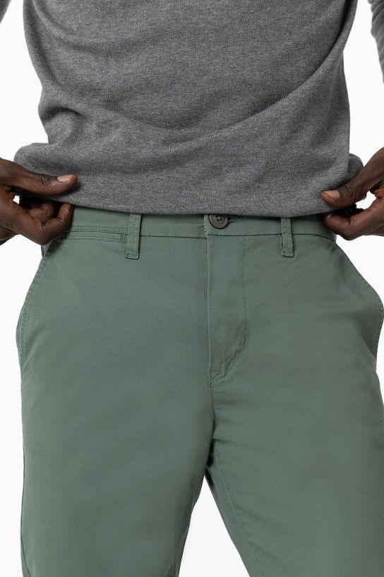 Pantalón chino verde