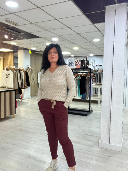 Pantalón elástico burdeos Bella
