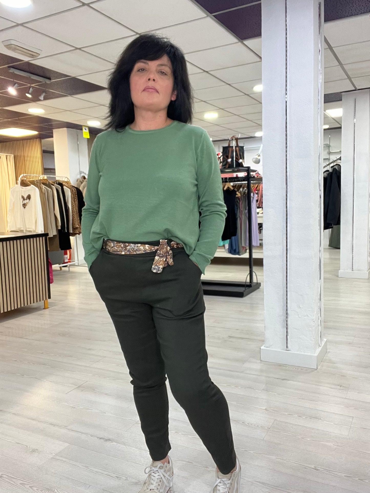 T-L/XL👉Jersey suave con aberturas laterales verde Siloa