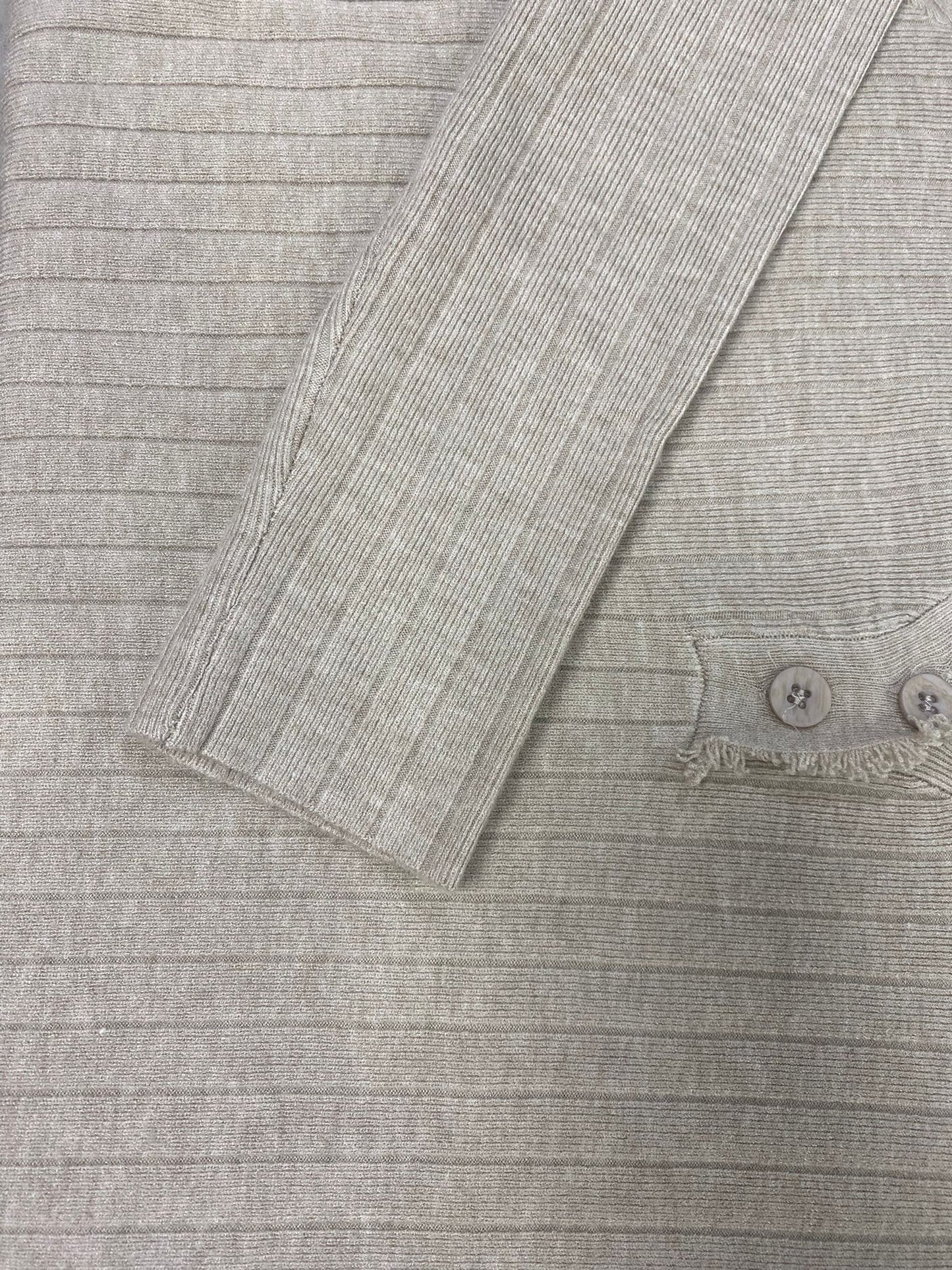 Suéter camel Flecos