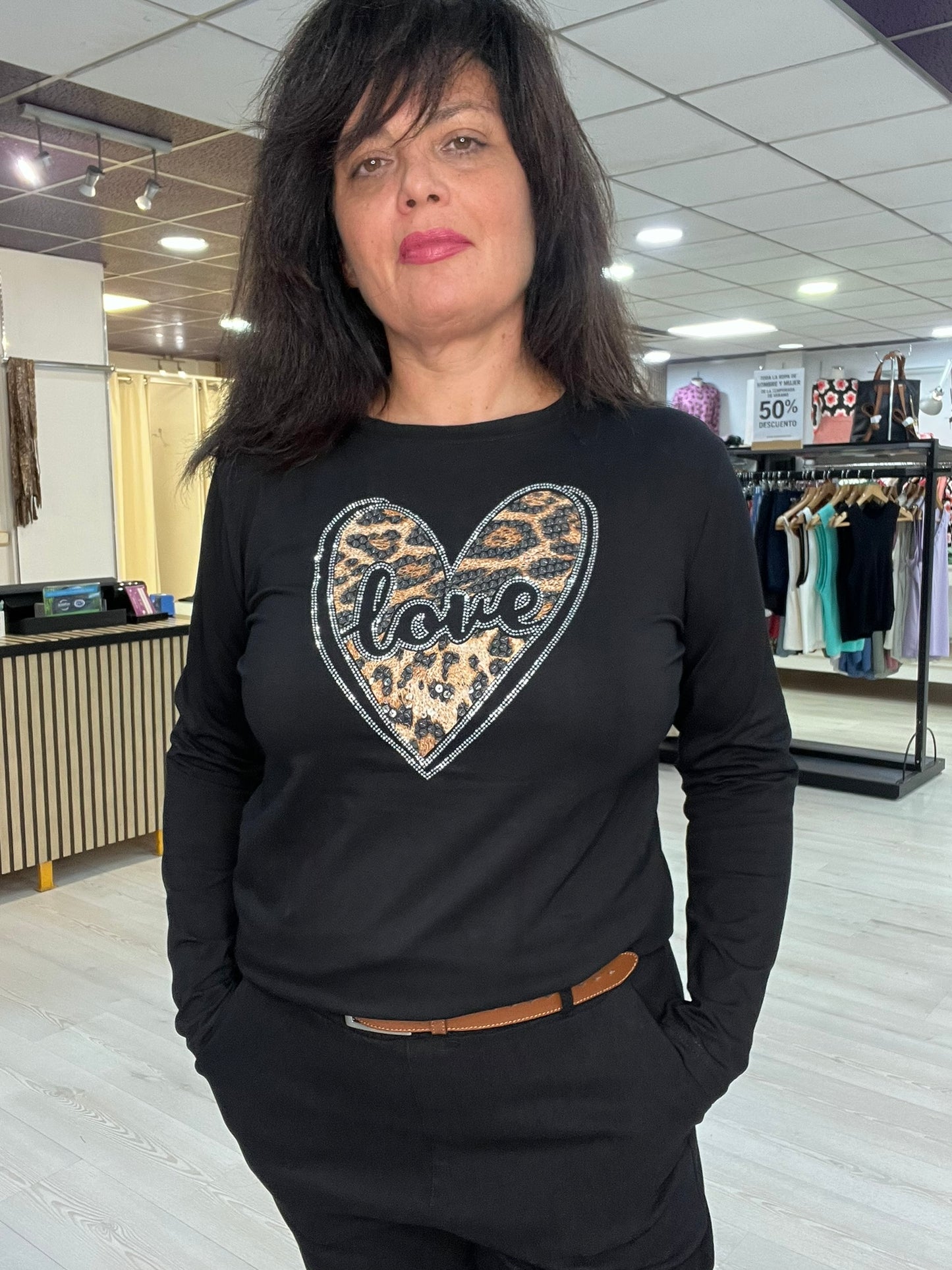 Camiseta negra Tiger