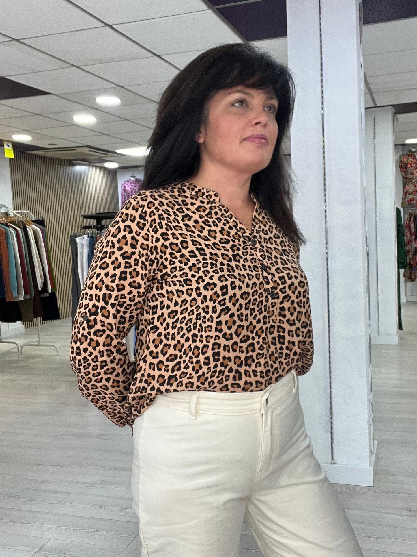 Blusa  viscosa animal print Tiger