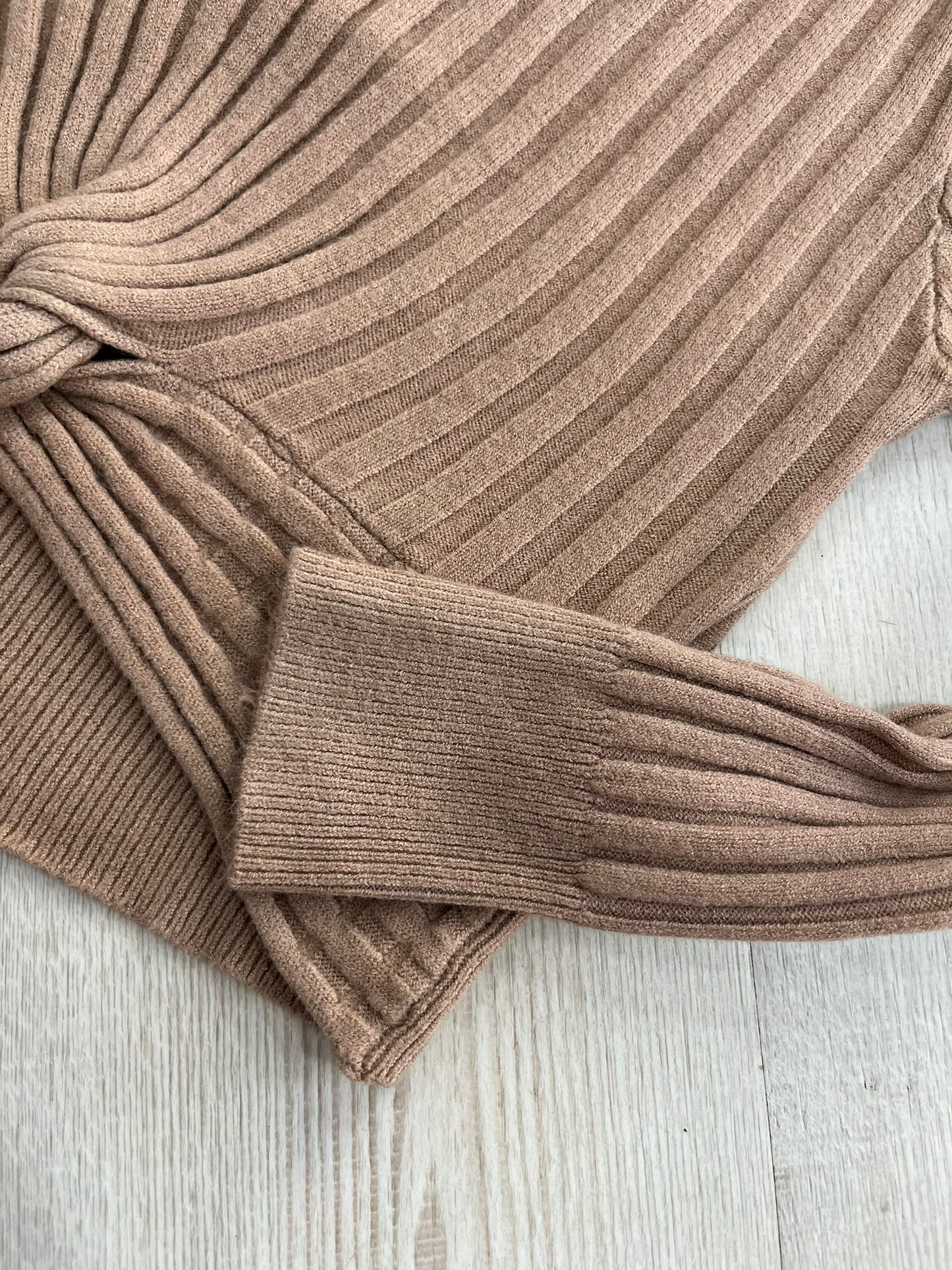 Jersey de nudo camel Mariona