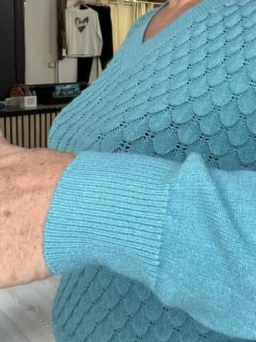 Jersey turquesa Rosalía