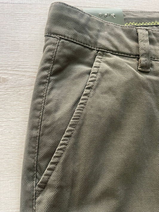 Pantalón chino verde Cove