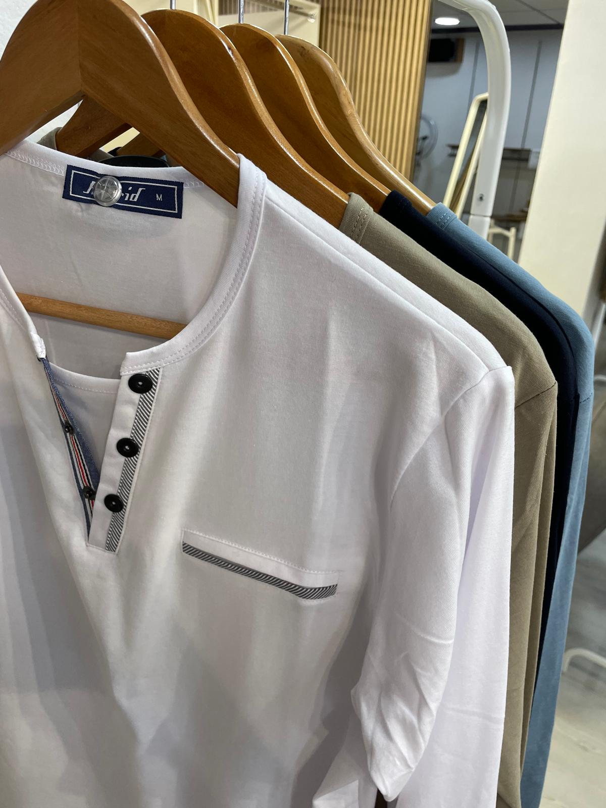 Camiseta azul Andrid