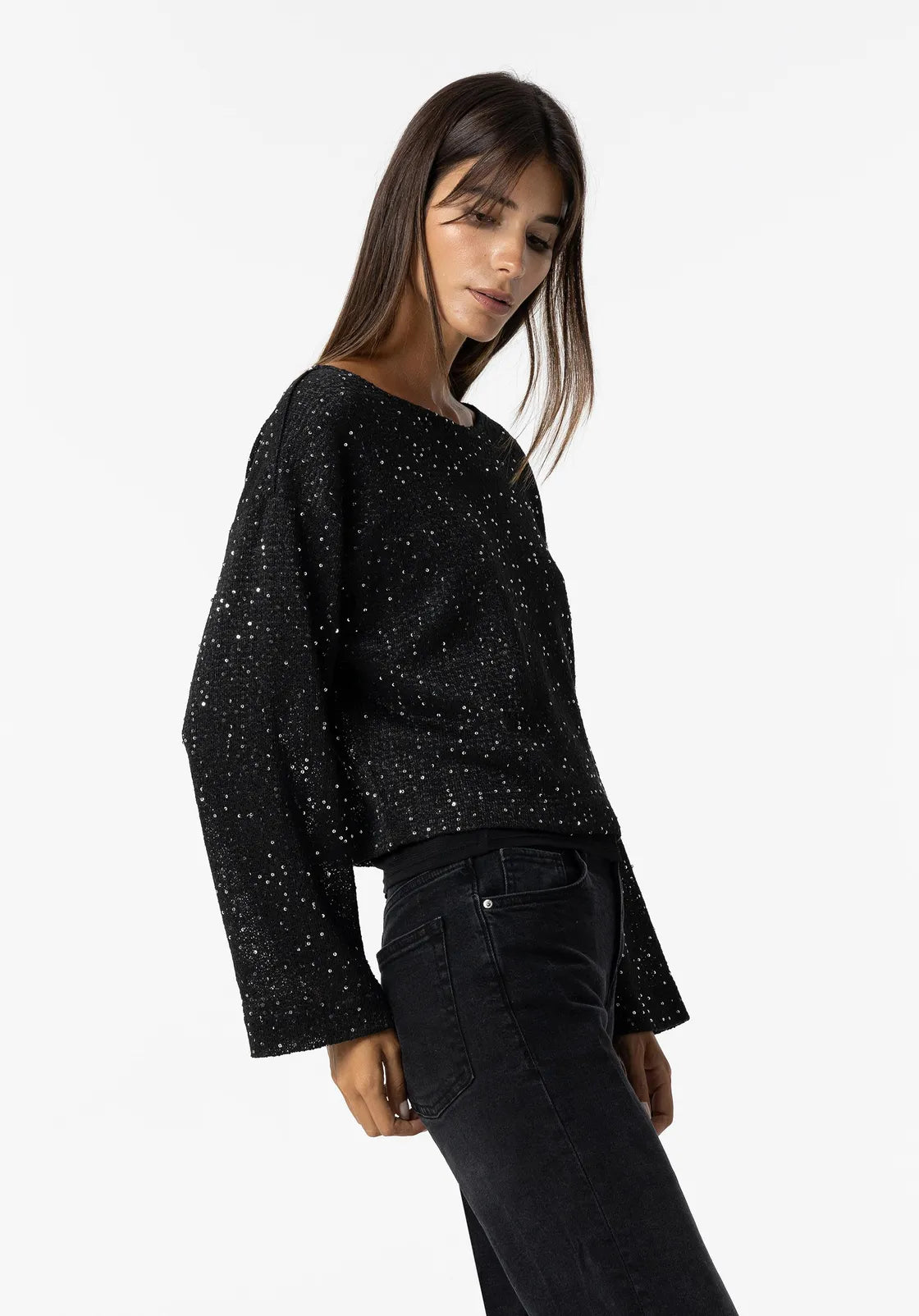 Suéter negro con lentejuelas Antonella