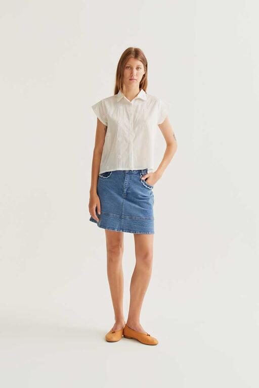 Camisa blanco bordado floral