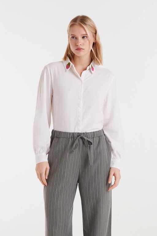 Camisa bordado fresas