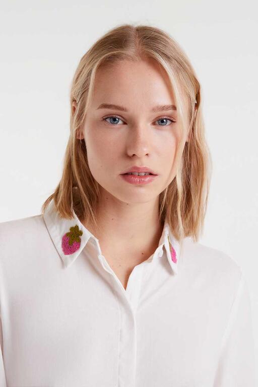 Camisa bordado fresas
