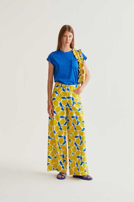 Camiseta con bolsillo azul