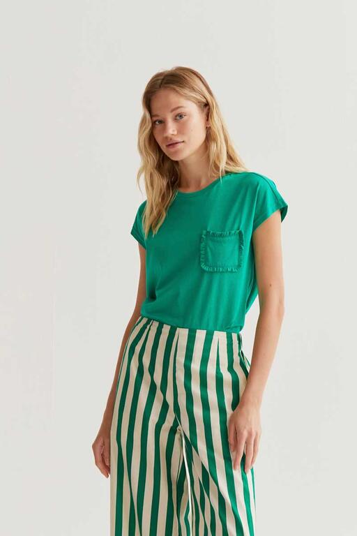 Camiseta con bolsillo verde