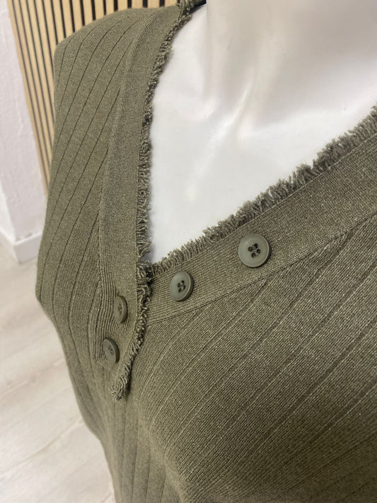 Suéter verde Flecos