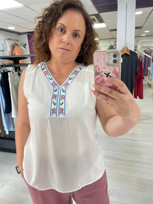 Blusa con bordado blanco Guadiana