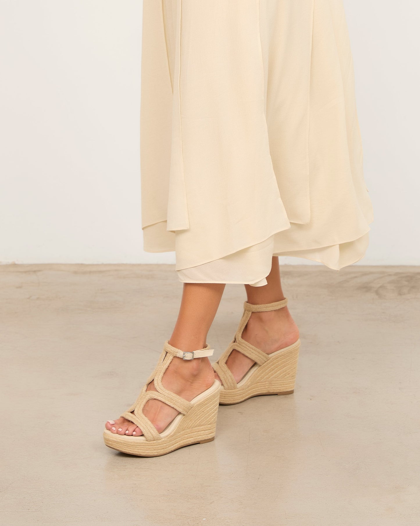 MIRTA BEIGE