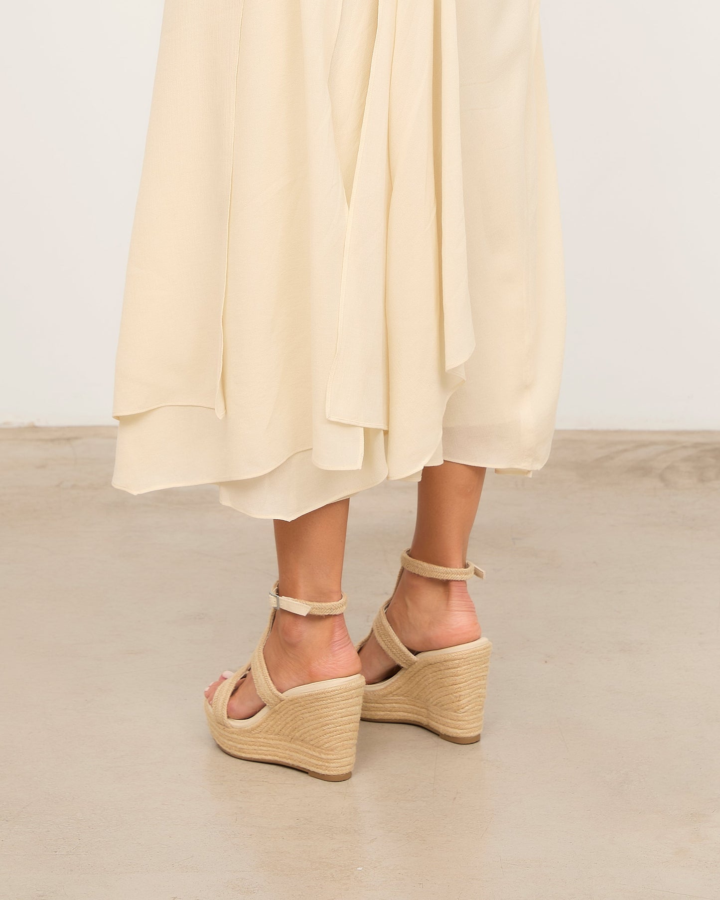 MIRTA BEIGE