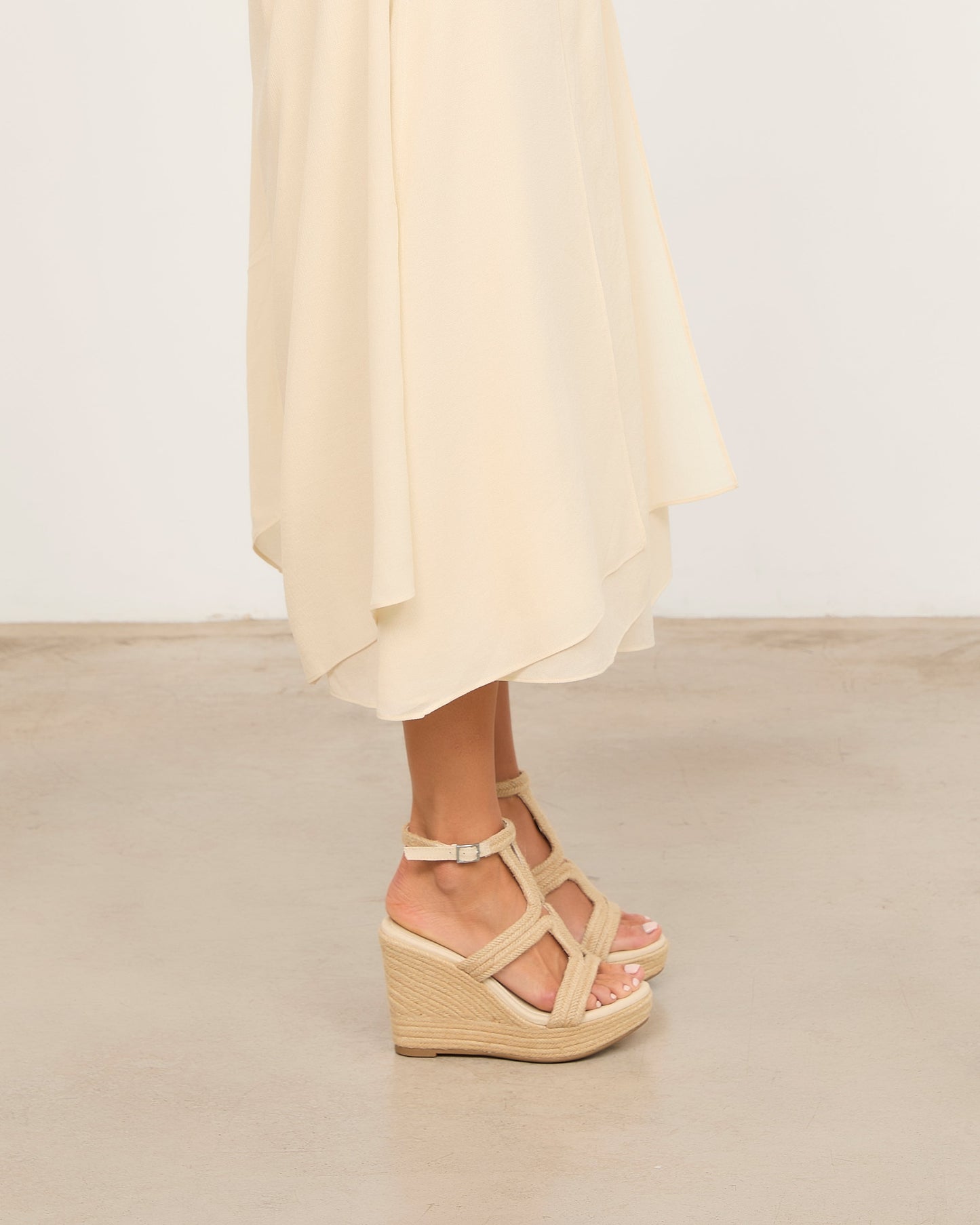 MIRTA BEIGE
