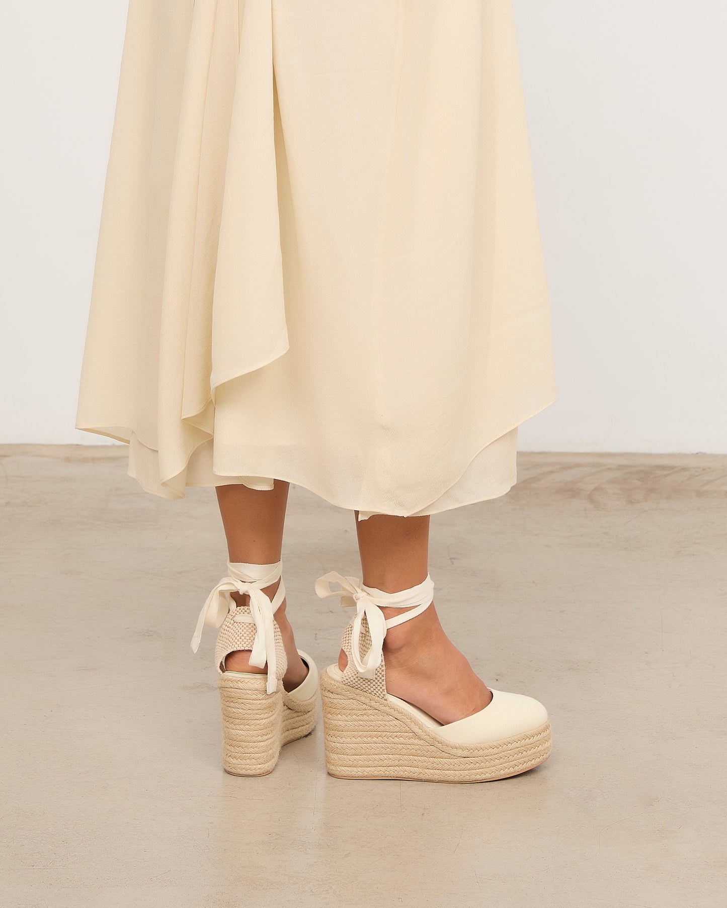MONTANA BEIGE