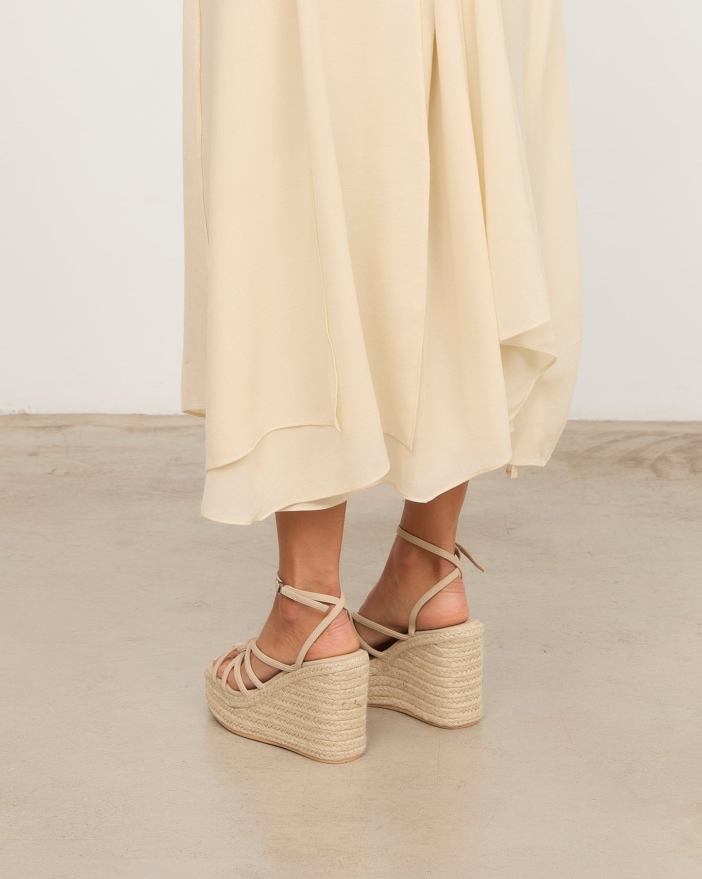 VERA BEIGE