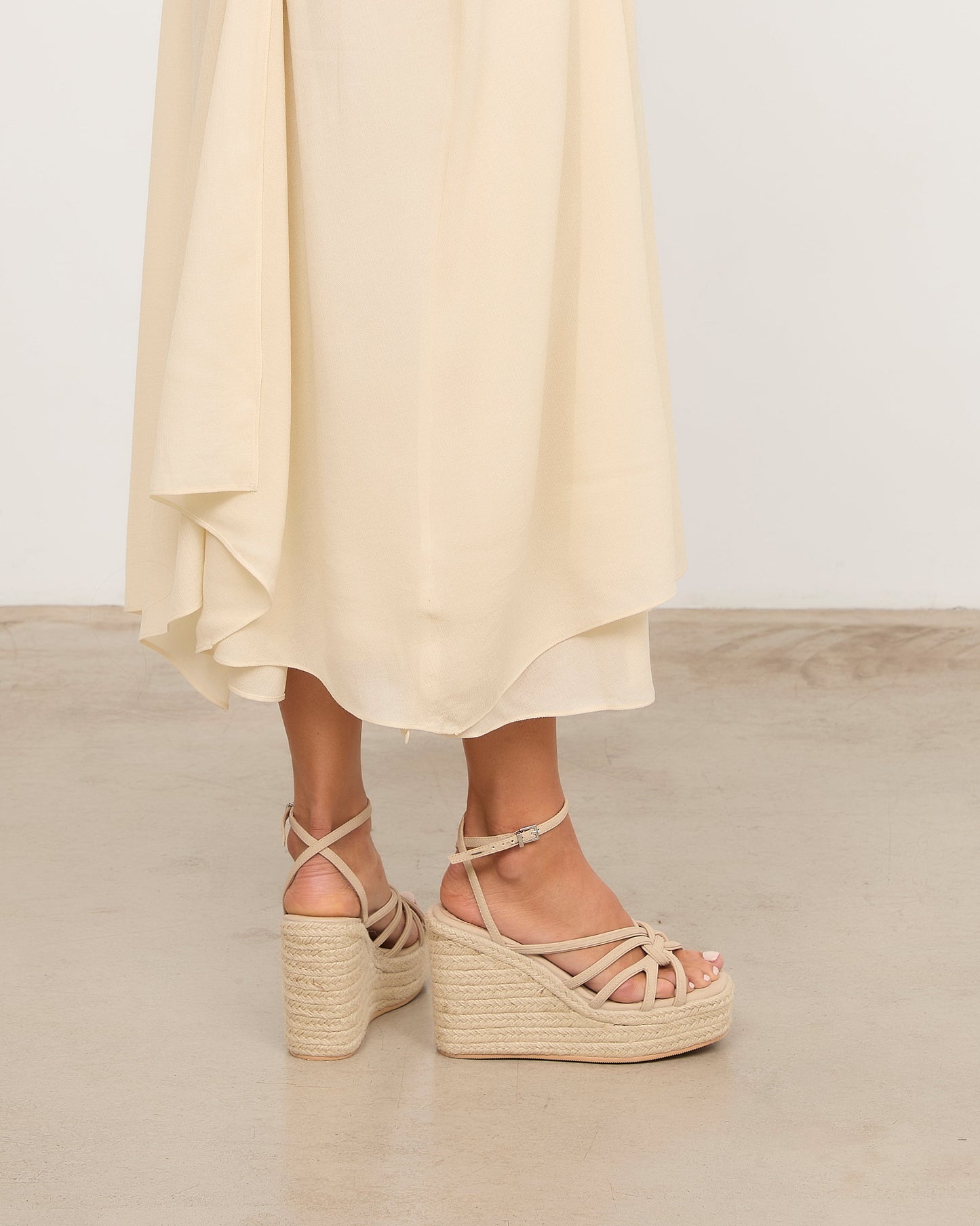 VERA BEIGE