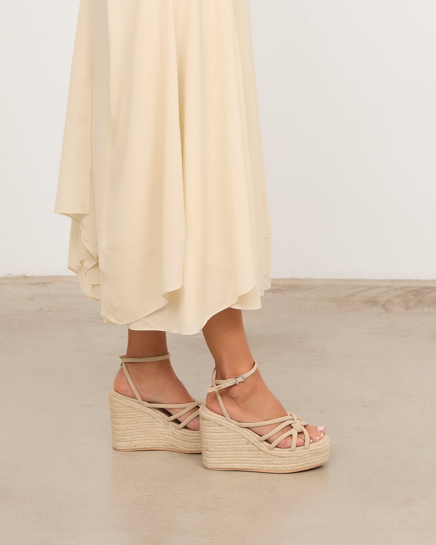 VERA BEIGE