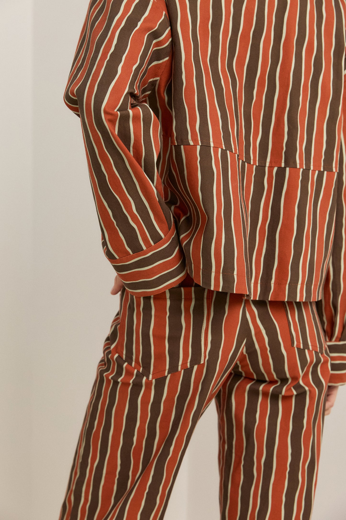 PANTALÓN BOND TEJA