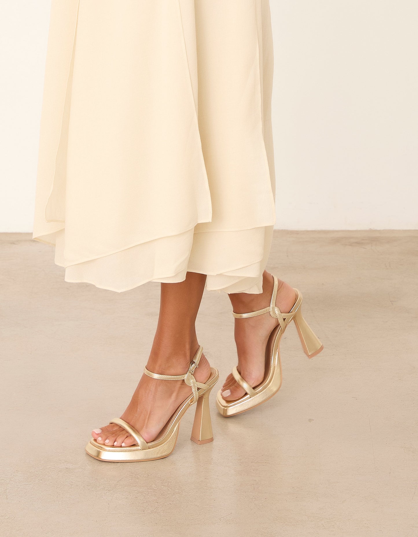 ALAIA DORADO