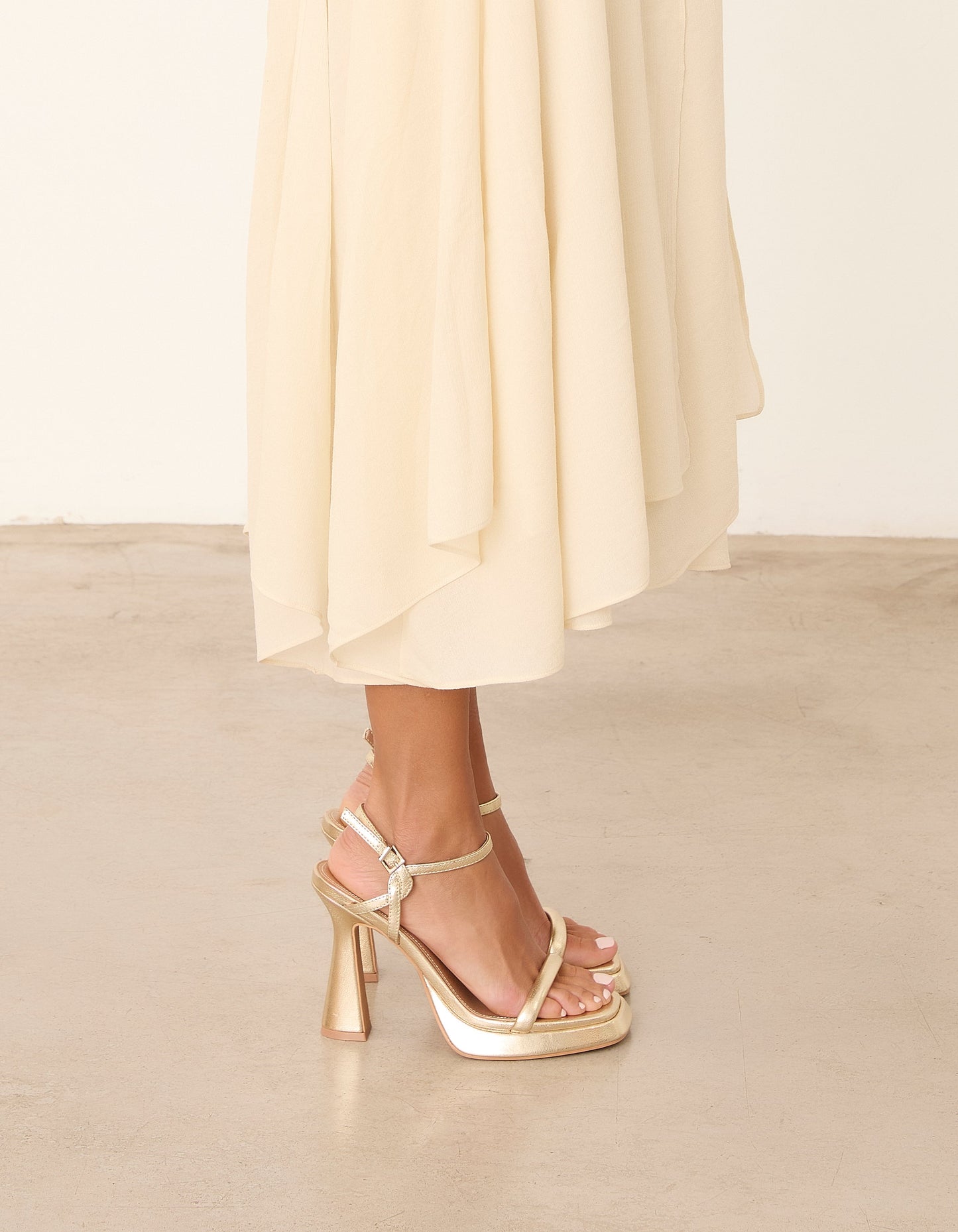 ALAIA DORADO