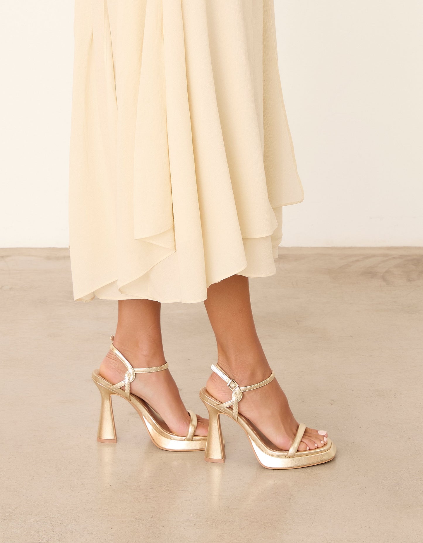 ALAIA DORADO