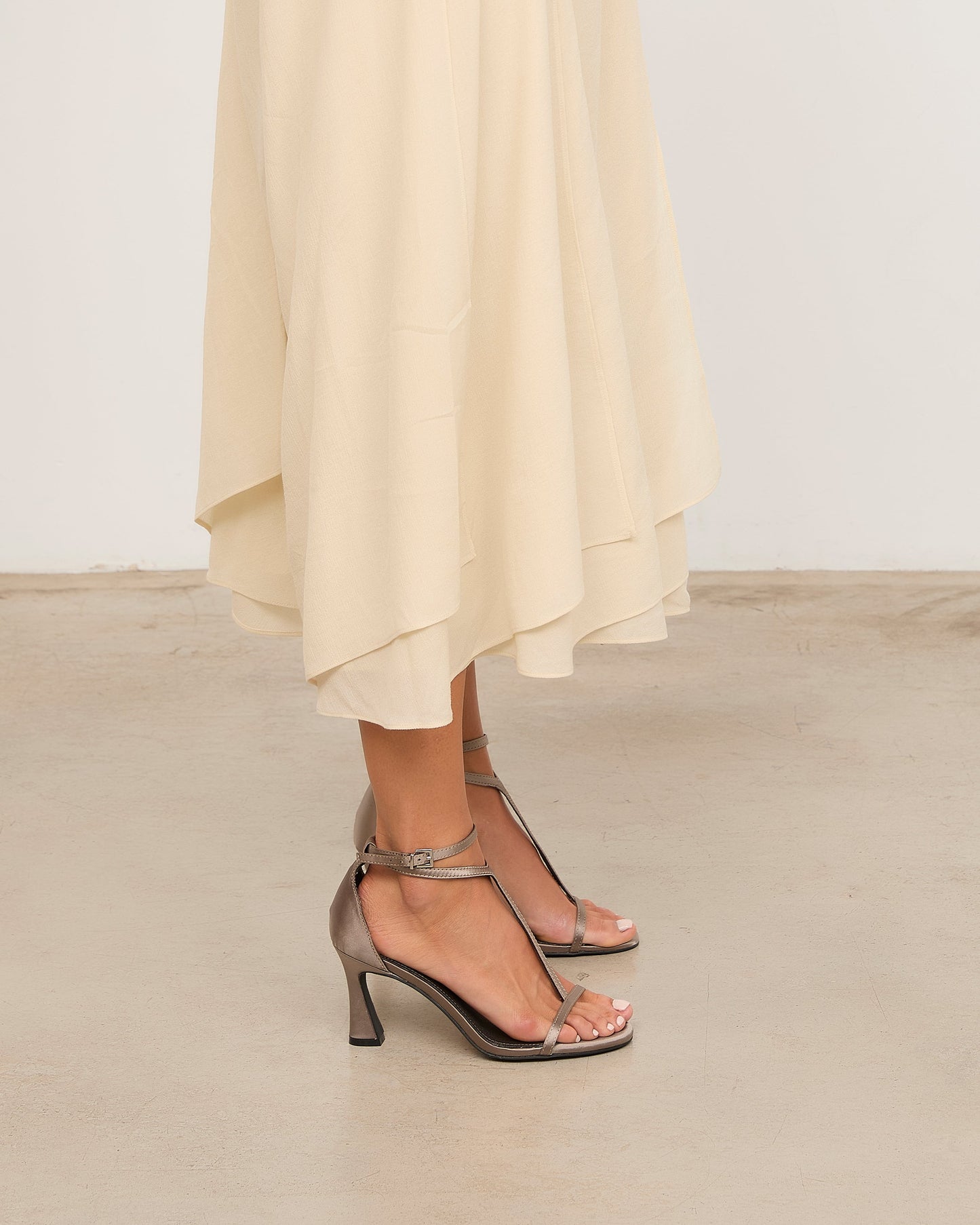 EDNA GRIS SATIN