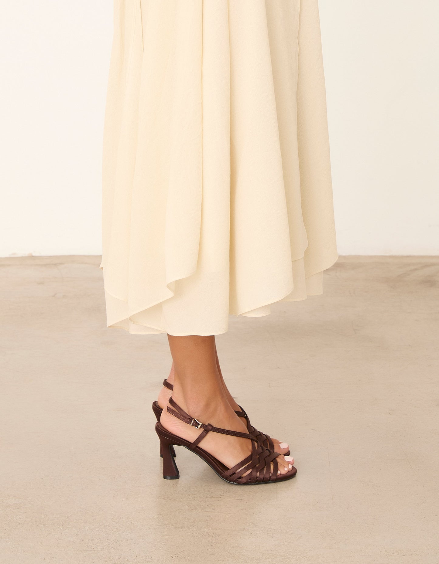 EVE CHOCOLATE SATIN