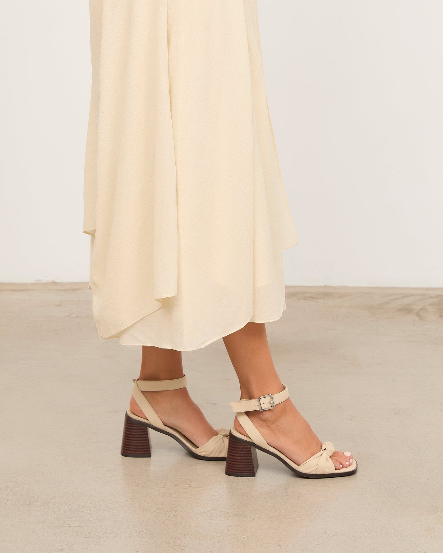 LIANE BEIGE