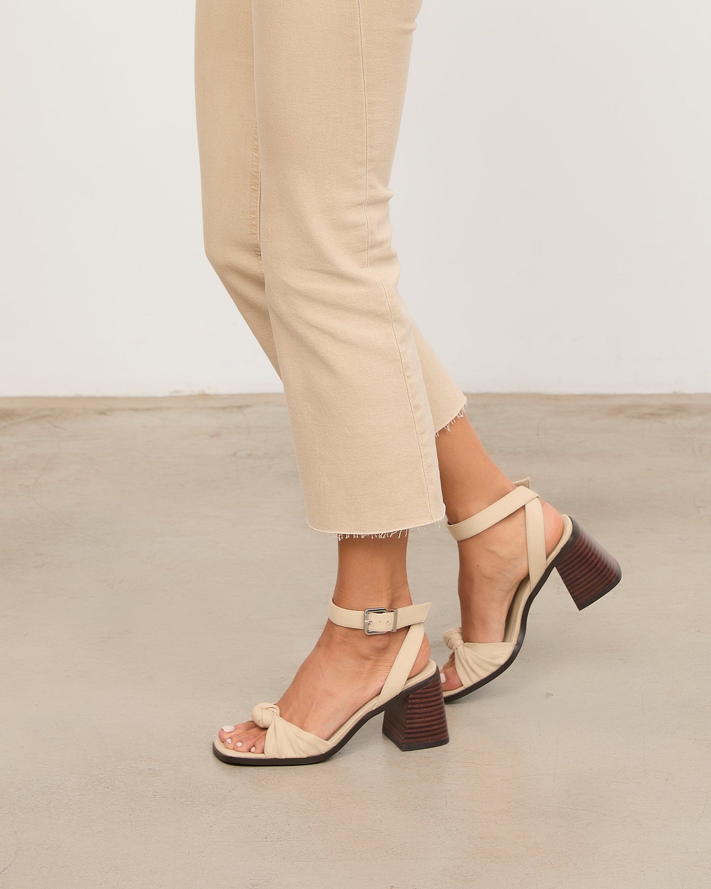 LIANE BEIGE
