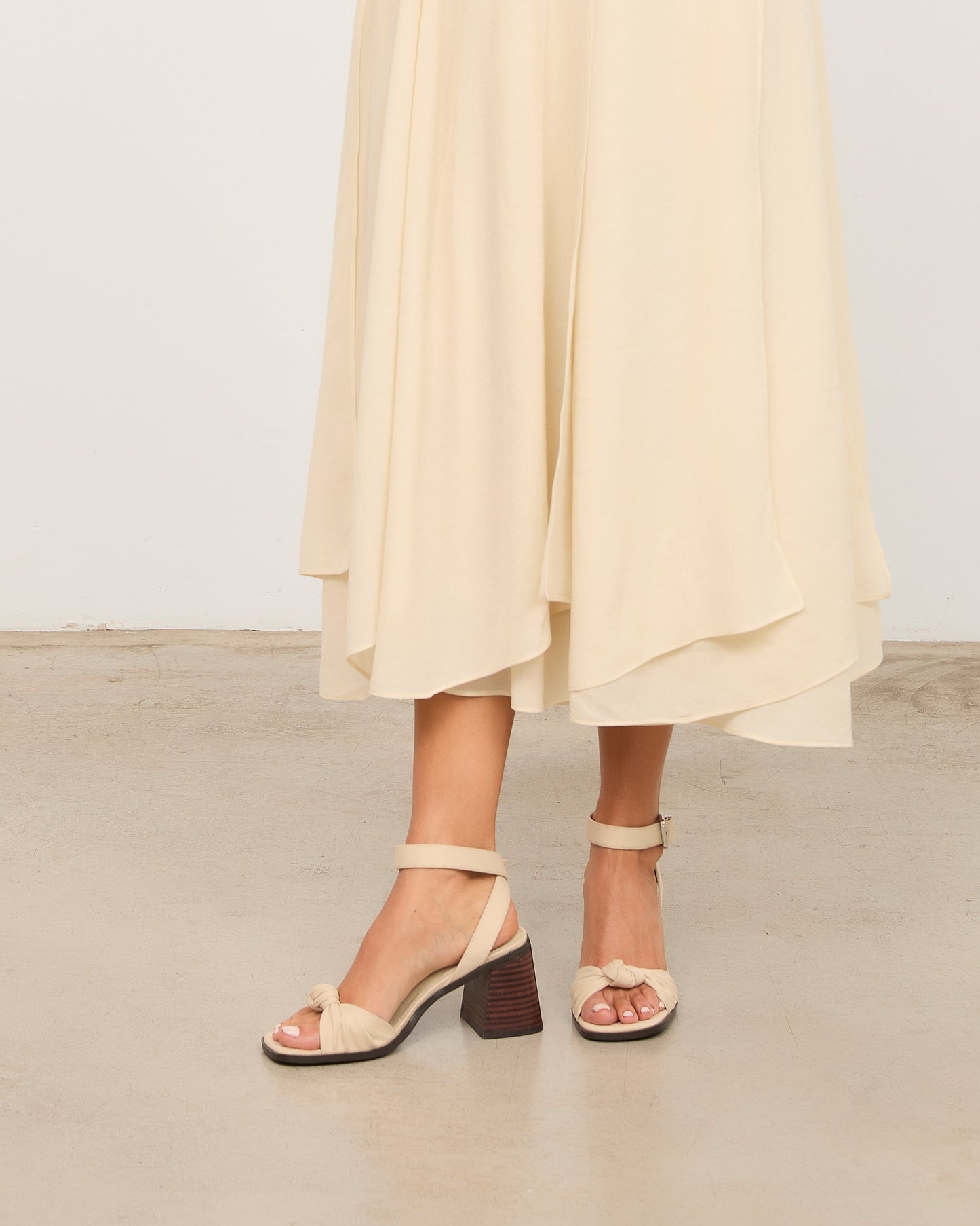 LIANE BEIGE