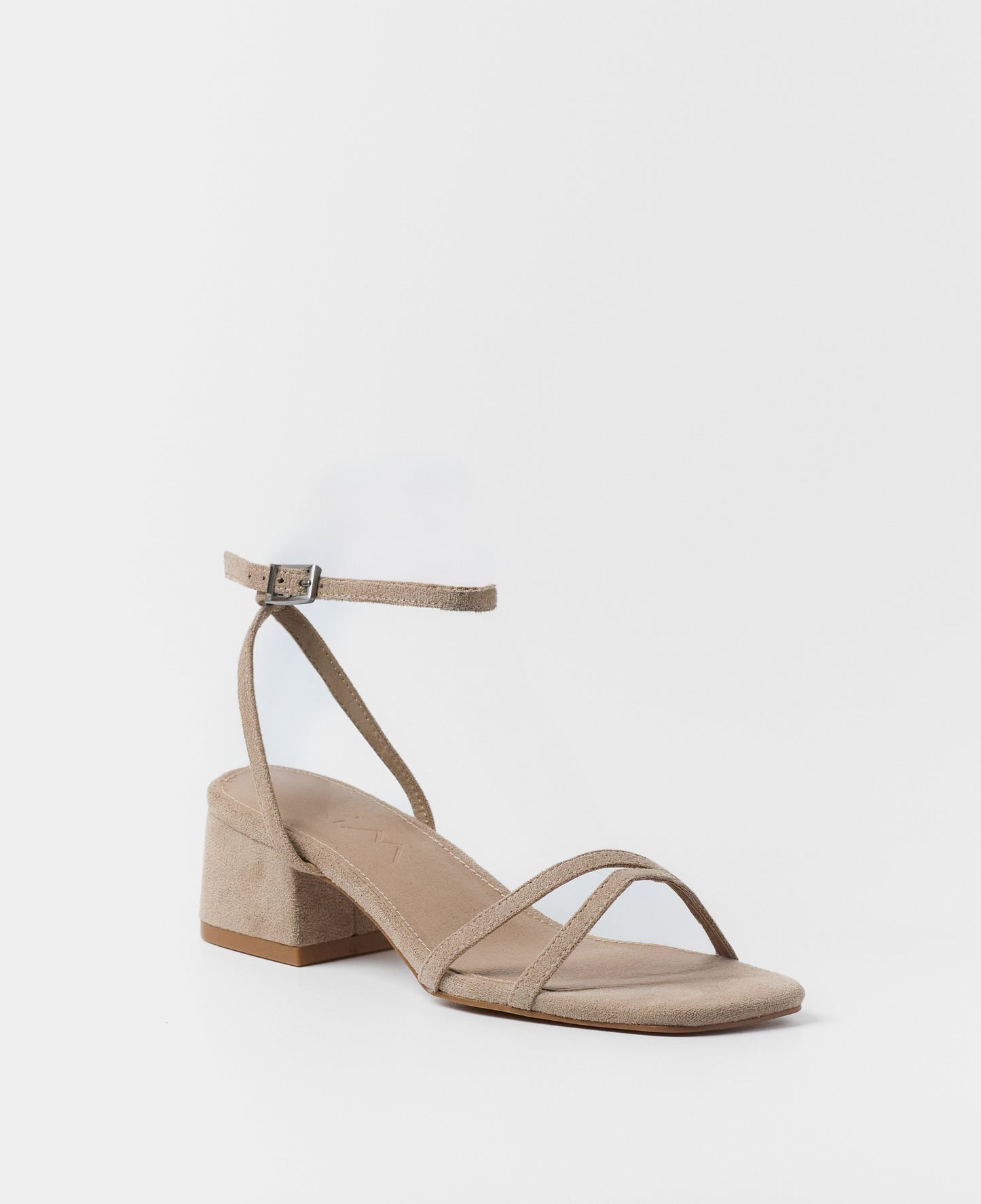 MELLY TOPO
