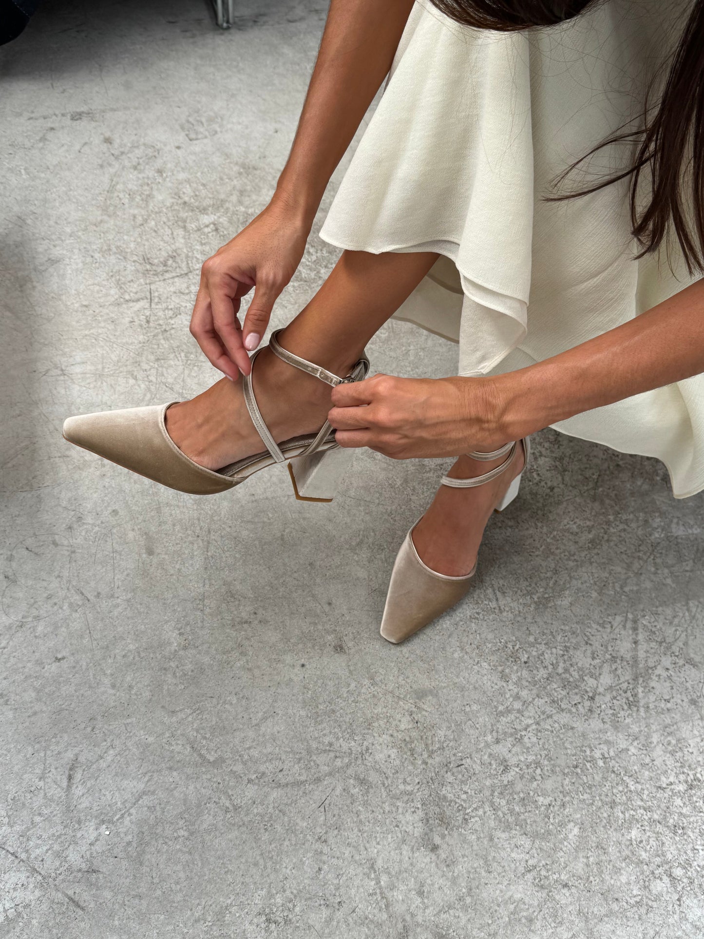 LACE CHAMPAN