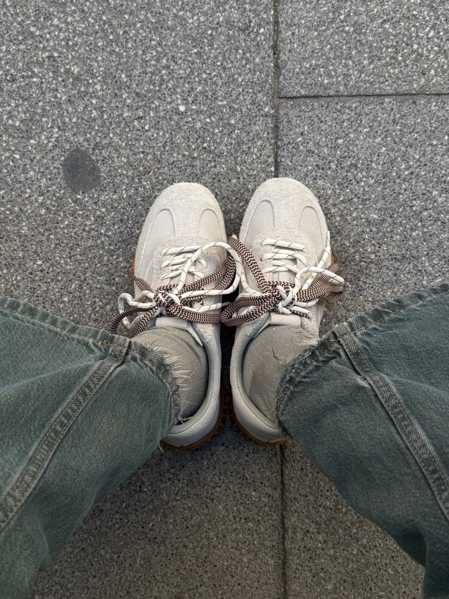 GUTZ OFF WHITE