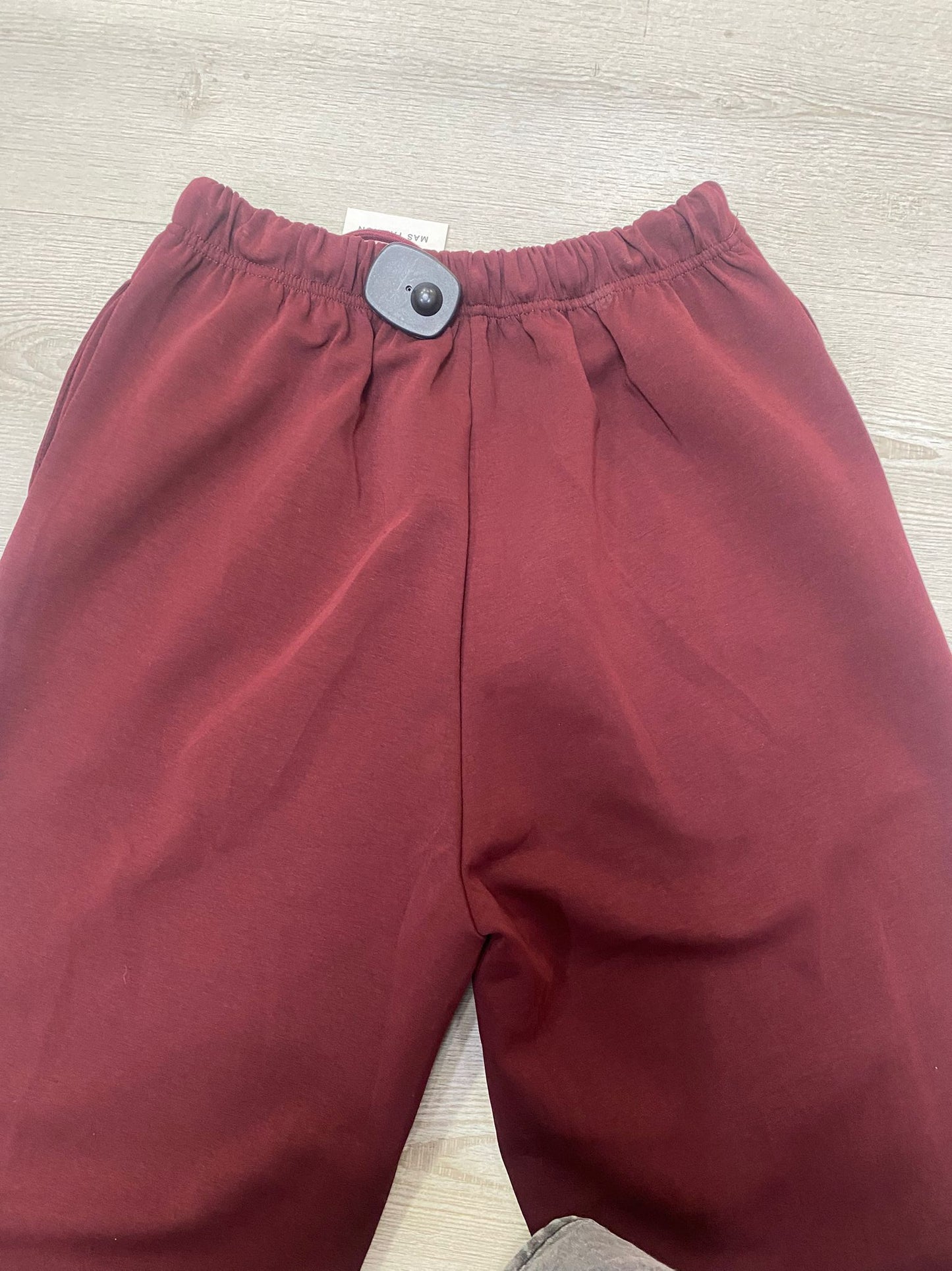 Jogger burdeos Paula