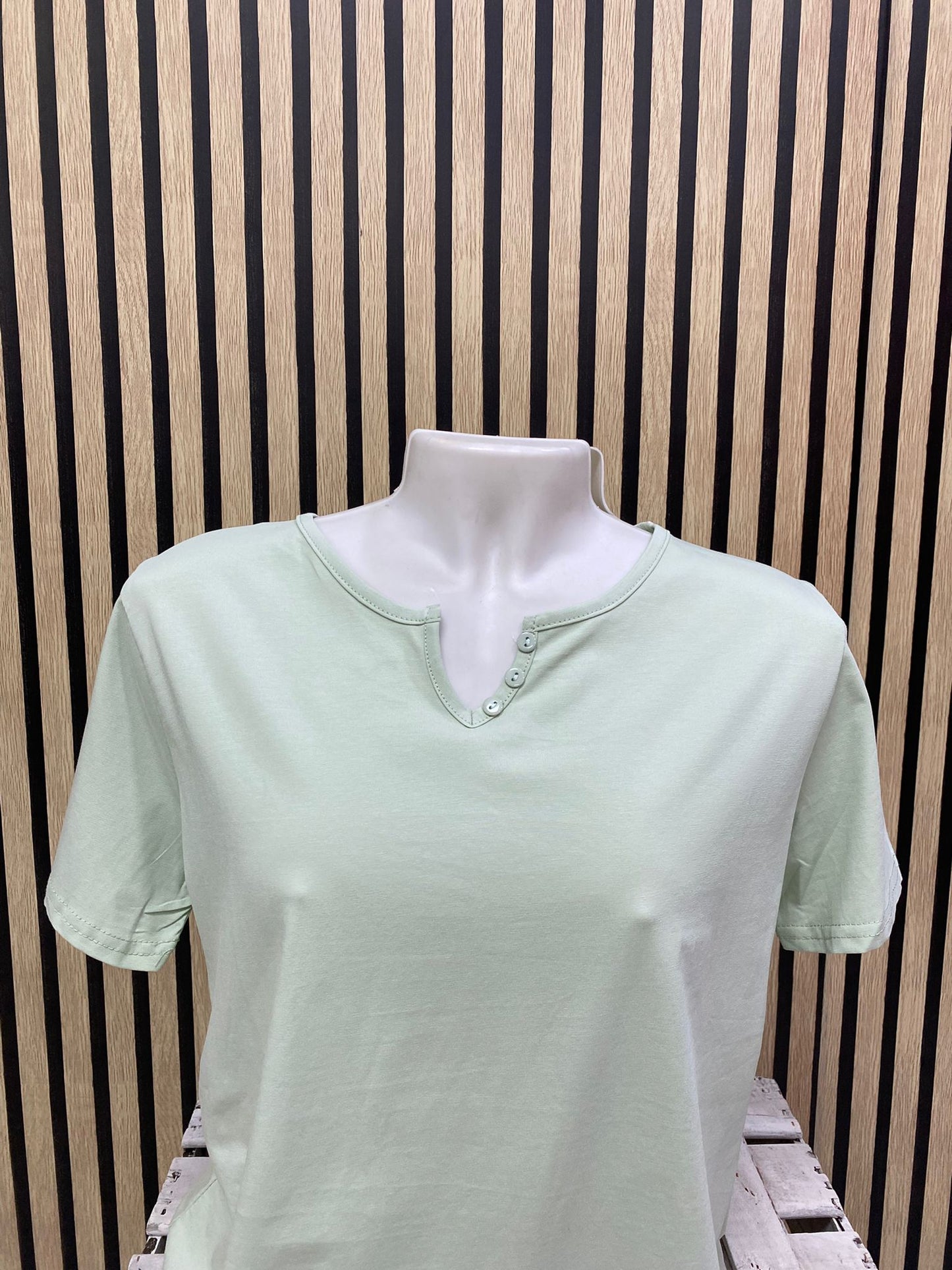Camiseta verde Sarabi