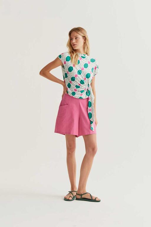 Short algodón rosa.